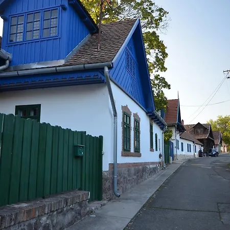 Feriehus Ozgida Nyaralohaz *