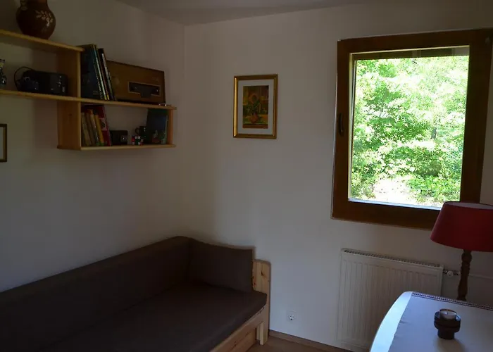 Feriehus Ozgida Nyaralohaz Zebegény